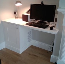 alcove desk.jpg